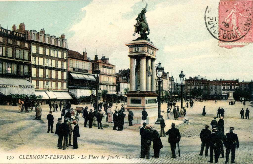 Auvergne Clermont-Ferrand Postcards
