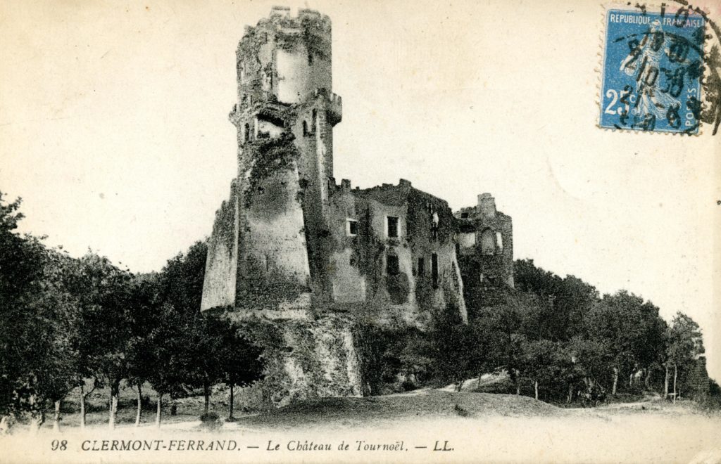 Auvergne Clermont-Ferrand Postcards