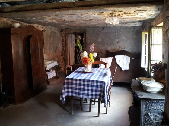 Dordogne Cave Medieval France Perigord
