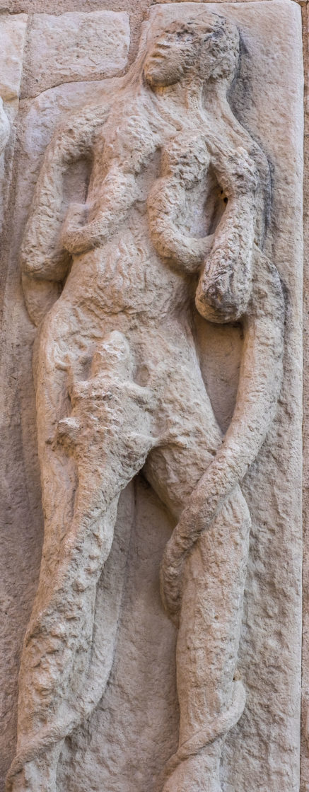 Beaulieu-sur-Dordogne Beaulieu Dordogne France Travel Medieval History Corrèze