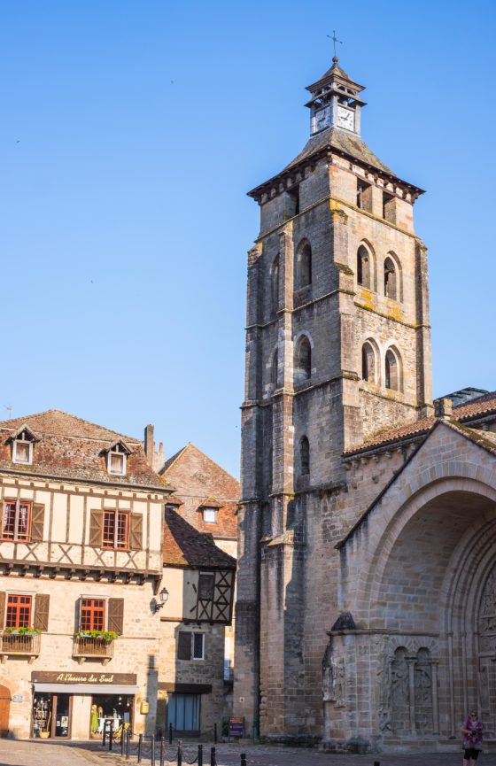 Beaulieu-sur-Dordogne Beaulieu Dordogne France Travel Medieval History Corrèze