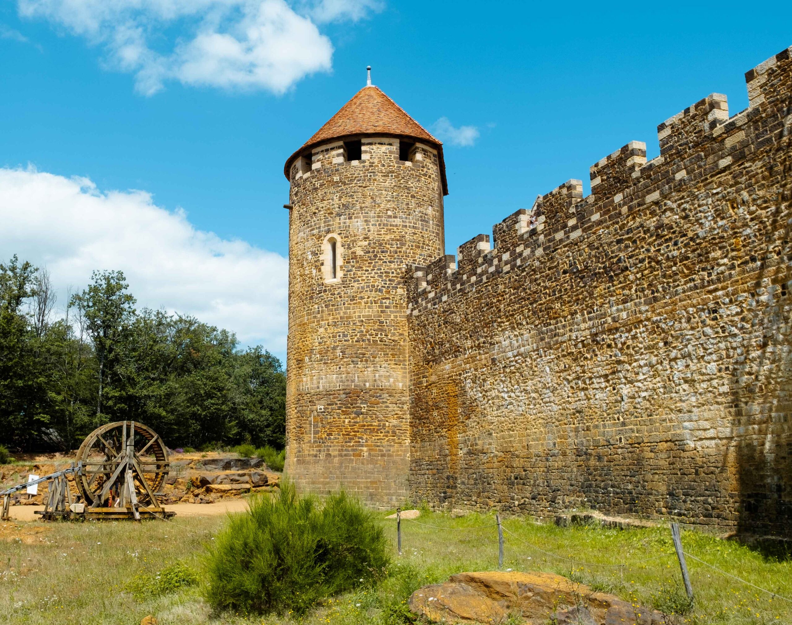 Guedelon, construction d'un château-fort